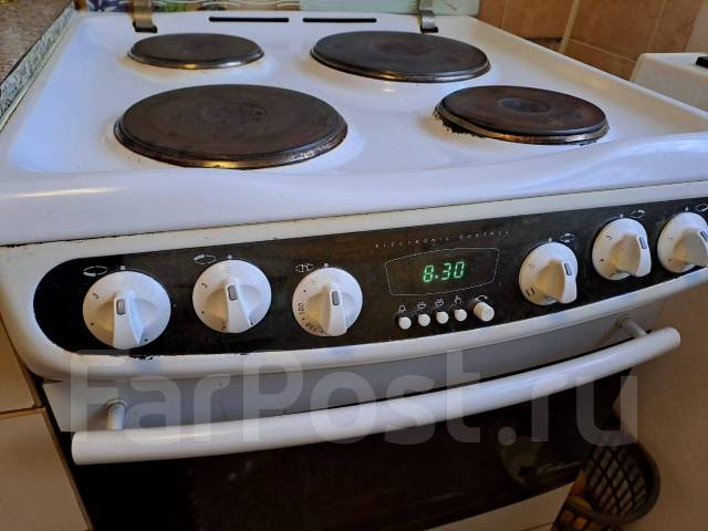 Электро плита кайзер продам - Кухонные печи и вытяжки во Владивостоке