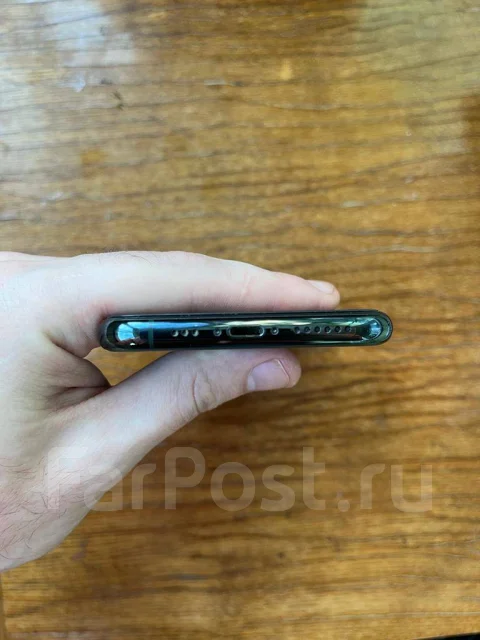 Apple iPhone 11 Pro. �/�, �������, 4G LTE, ����������, NFC ����