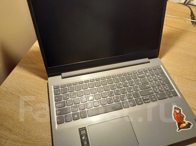 Lenovo IdeaPad S145-15API. 15.6", 2,6����, ��� 8 ��, ���� 240���, WiFi: 1, Bluetooth: 1, ����������� �� 4��. ����