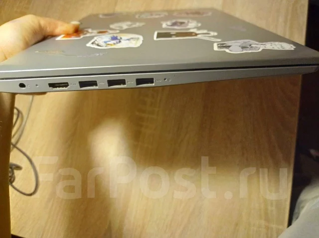 Lenovo IdeaPad S145-15API. 15.6", 2,6����, ��� 8 ��, ���� 240���, WiFi: 1, Bluetooth: 1, ����������� �� 4��. ����