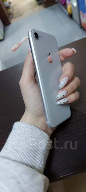 Apple iPhone 8. �/�, �����, 4G LTE ����