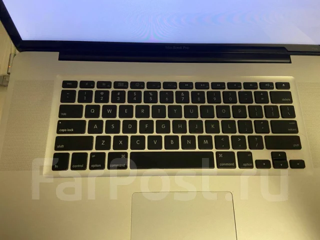 Apple MacBook Pro 17. 17", ��� 4 ��, WiFi: 1, Bluetooth: 1 ����