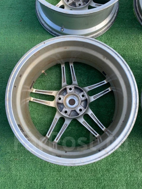 AVS Model 5. 7.0x17", 5x114.3, ET45 ����