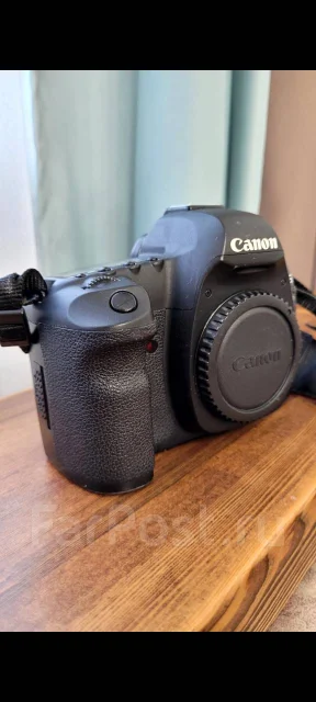 Canon EOS 5D Mark II. 20 � ����� ��, ���: ��� ���� ����