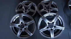 Urban Racing. 5.5x15", 5x114.3, ET46, �� 67,1���. ����