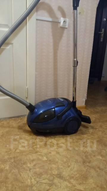 Продам пылесос с аквафильтром Vitek VT-1834B 1800Вт - Пылесосы во ...