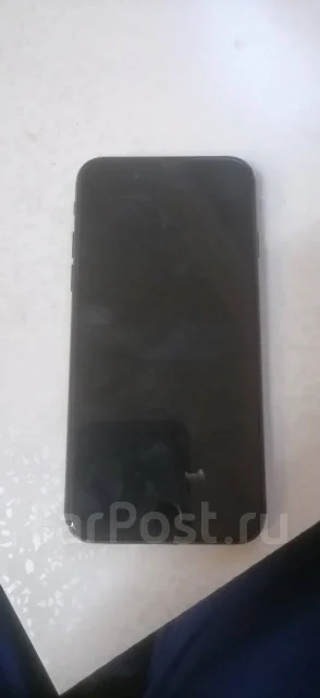 Apple iPhone 7. �/�, ������, 4G LTE, NFC ����