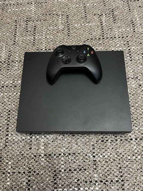 Microsoft Xbox One X ����