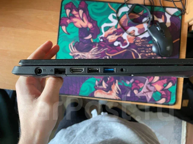 Acer Extensa 15. 15.6", ��� 4 ��, ���� 120���, WiFi: 1, Bluetooth: 1, ����������� �� 6��. ����