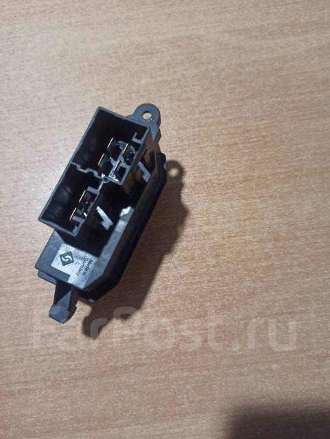 Реостат (резистор) печки nissan qashqai j11 купить во Владивостоке по ...