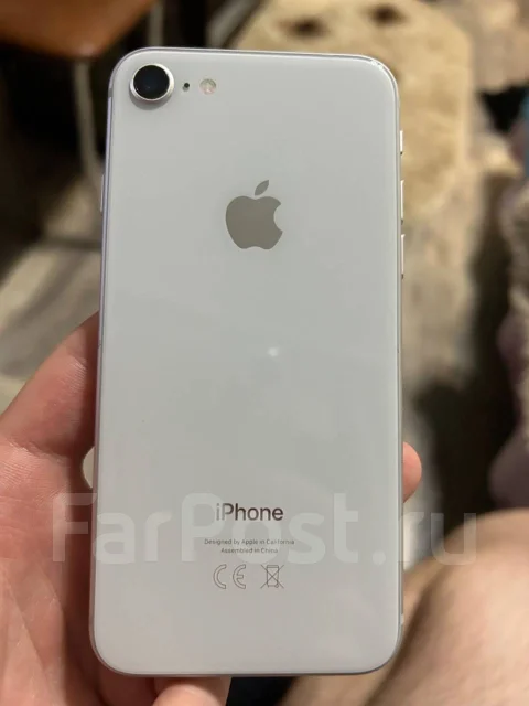 Apple iPhone 8. �/�, 64 ��, �����, 3G, 4G LTE ����
