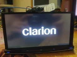 Clarion NX702 ����