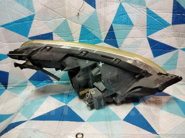 ���� ����� Toyota Ractis 52156 ����
