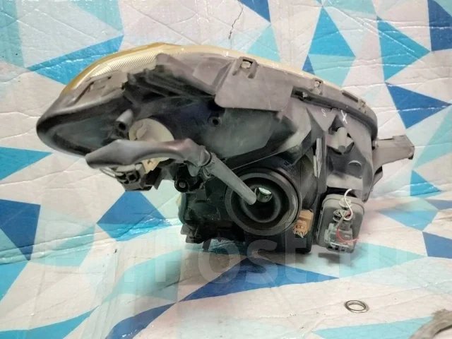 ���� ����� Toyota Ractis 52156 ����