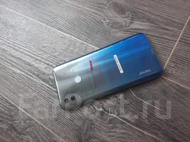 Honor 10 Lite. �����, �����, �����, 3G, 4G LTE, Dual-SIM, ����������, NFC ����