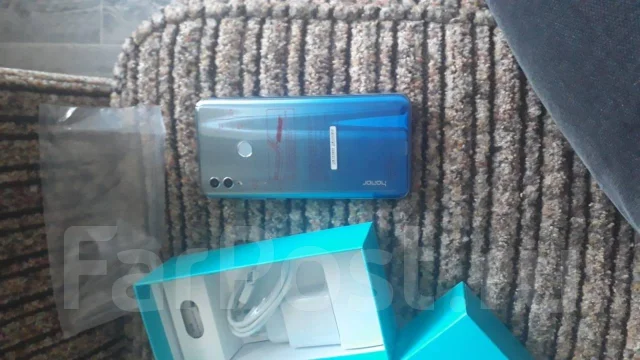 Honor 10 Lite. �����, �����, �����, 3G, 4G LTE, Dual-SIM, ����������, NFC ����
