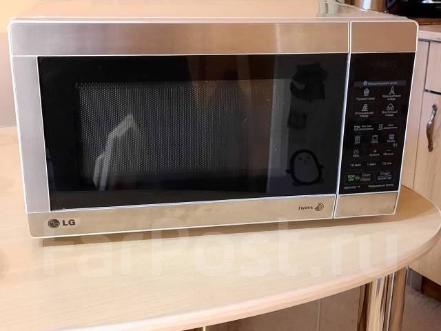 Продам микроволновую печь LG - Микроволновые печи во Владивостоке