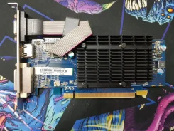 Radeon HD 7350 ����