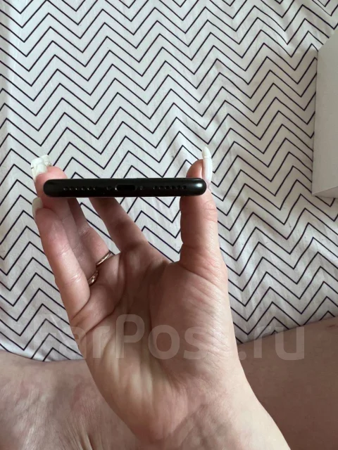 Apple iPhone SE 2020. �/�, ������ ����