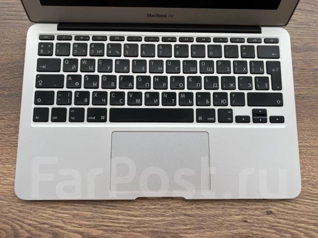 Apple MacBook Air 11. 11", 1,7����, ��� 4 ��, ���� 64���, WiFi: 1, Bluetooth: 1 ����