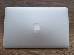 Apple MacBook Air 11. 11", 1,7����, ��� 4 ��, ���� 64���, WiFi: 1, Bluetooth: 1 ����