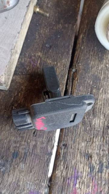 Расходомер воздушный Toyota Land Cruiser Cygnus 2002 2220475020 UZJ100 ...