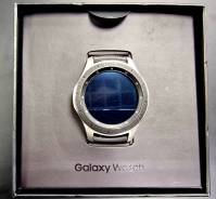 Samsung Galaxy Watch. GPS, NFC, IP67 