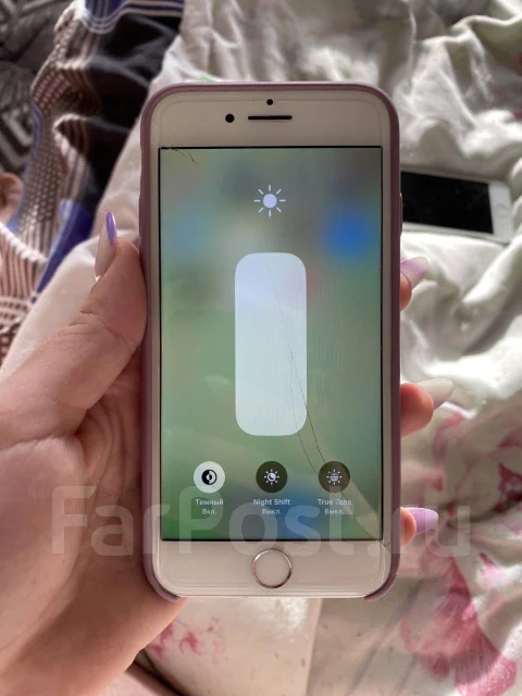 Apple iPhone 8. �/�, �����, 4G LTE, NFC ����