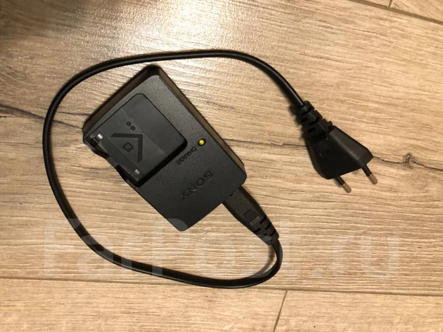 Sony Cyber-shot DSC-W210. 10 - 14.9 �� ����
