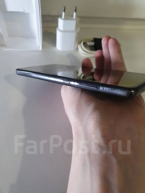 Samsung Galaxy A72. �/�, ������, 4G LTE, Dual-SIM, NFC ����