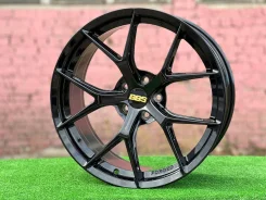 BBS FI-R. 8.5x19", 5x114.3, ET40, �� 73,1���. ����