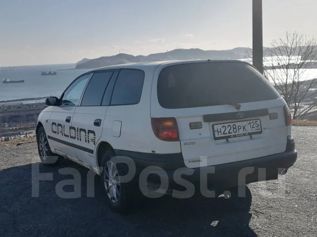 Toyota Caldina. �������, ��������, 2.2 (2 200��.�.), ������, 300 000����. �� ����