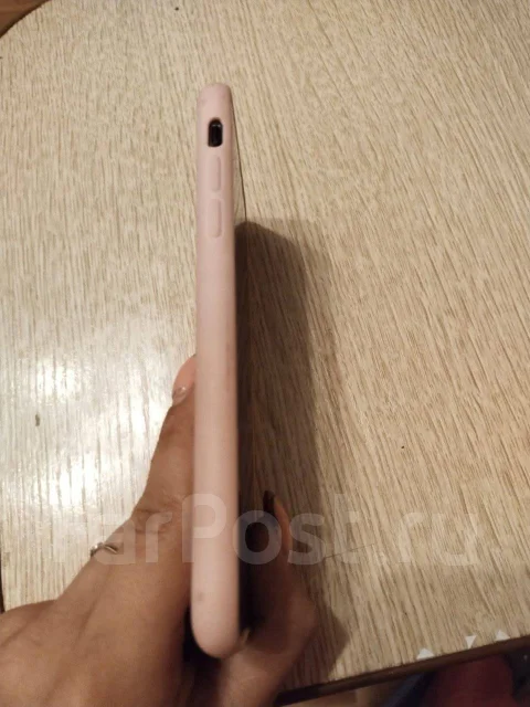 Apple iPhone X. �/�, ������, 4G LTE, NFC ����