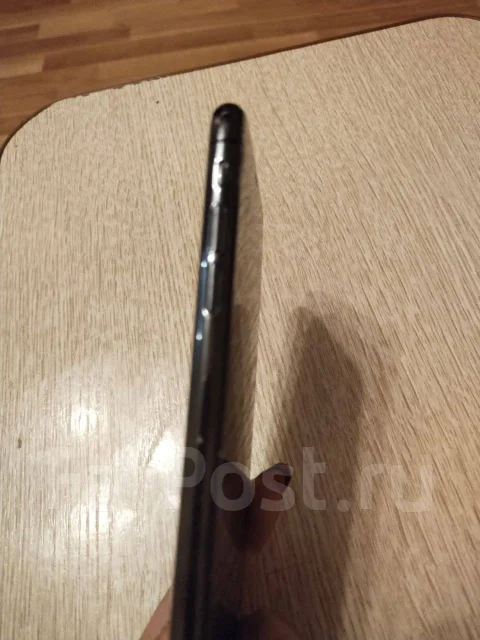 Apple iPhone X. �/�, ������, 4G LTE, NFC ����
