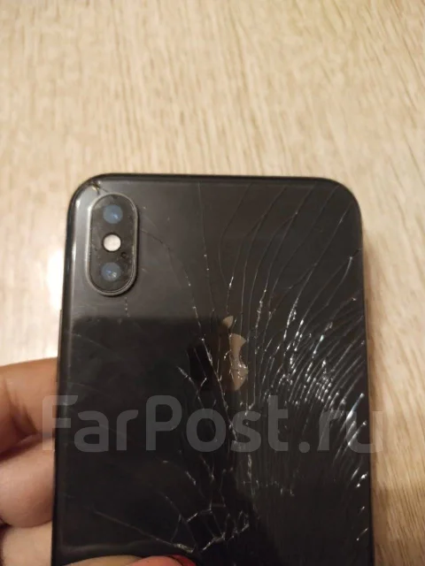 Apple iPhone X. �/�, ������, 4G LTE, NFC ����