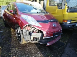 Nissan Leaf. AZE0, EM57 ����