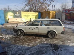 Toyota Corolla. ��������, ��������, 1.3, ������ ����