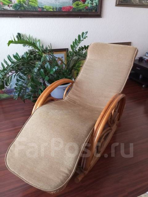 Продам кресло качалку, б/у, в наличии. Цена: 6 500₽ во Владивостоке