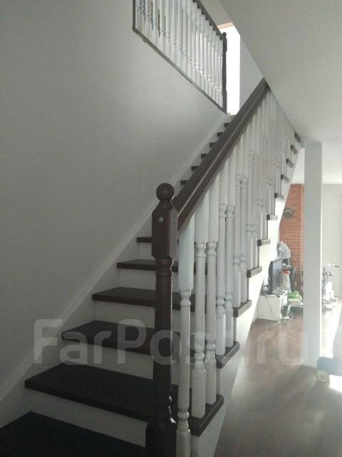 Облицовка бетонной лестницы деревом, изготовление, установка ...