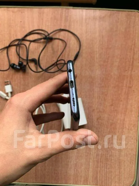 Samsung Galaxy A51. �/�, �����, 4G LTE, Dual-SIM, NFC ����