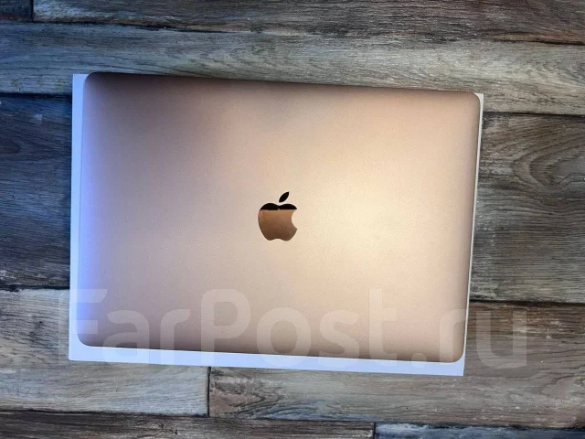 Apple MacBook Air 13 2019. 13.3", 1,6����, ��� 8 ��, ���� 128���, ����������� �� 16��. ����