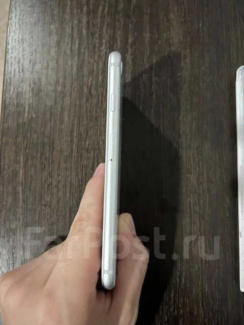 Apple iPhone 8. �/�, �����, 4G LTE ����