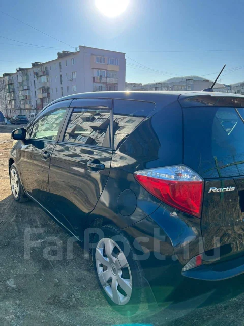 Toyota Ractis. ��������, ��������, 1.5 (109��.�.), ������, 150 000����. �� ����