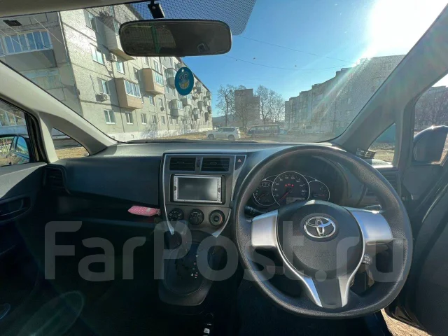 Toyota Ractis. ��������, ��������, 1.5 (109��.�.), ������, 150 000����. �� ����