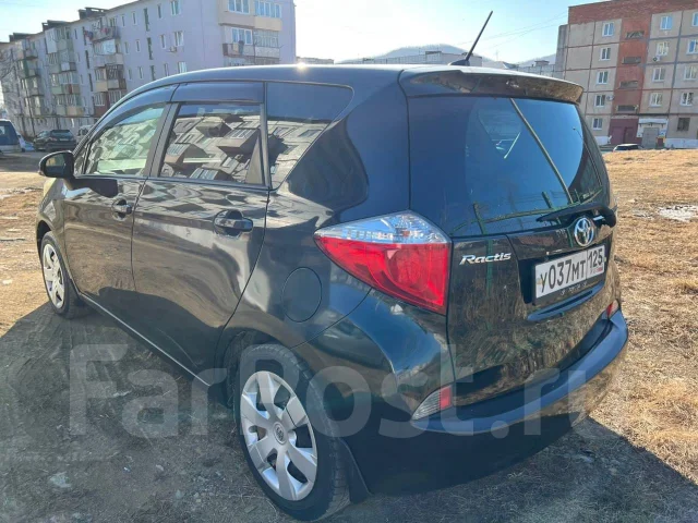 Toyota Ractis. ��������, ��������, 1.5 (109��.�.), ������, 150 000����. �� ����