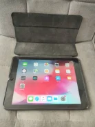 Apple iPad Air. 9.7 ������ ����