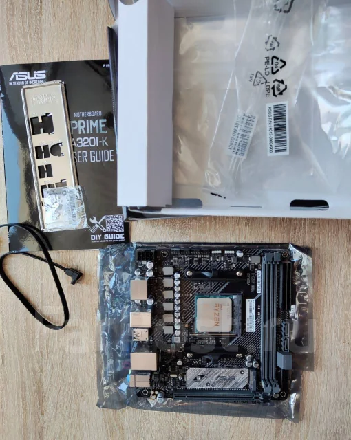 AMD A320M ����