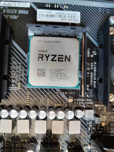 AMD A320M ����