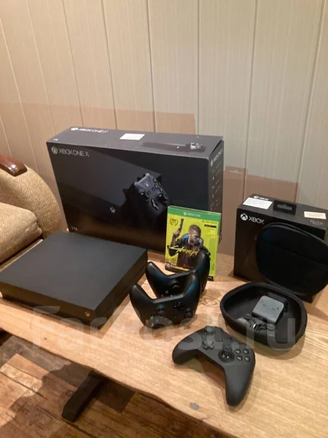 Microsoft Xbox One X ����
