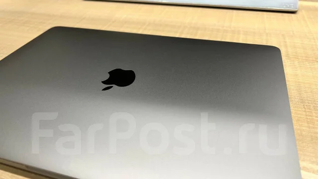 Apple MacBook Pro 13 2020 Late. 13", ��� 16 ��, ���� 1 000���, WiFi: 1, Bluetooth: 1, ����������� �� 20��. ����